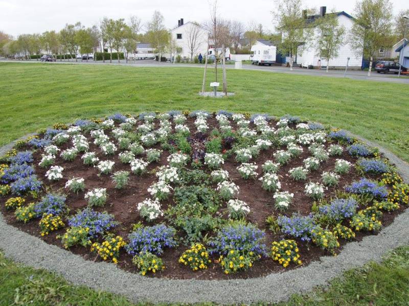 2-2_Ørland Kirke Lutherbed